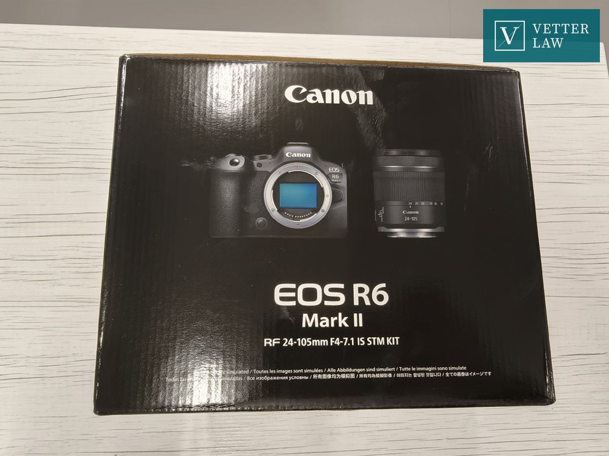Canon EOS R6 Mark II Kamera und Objektiv – Bild 1